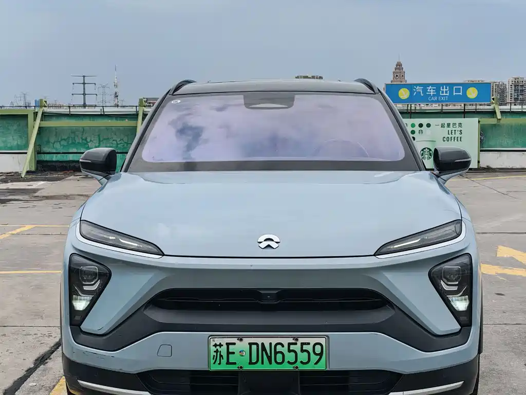 NIO ES6 2021
