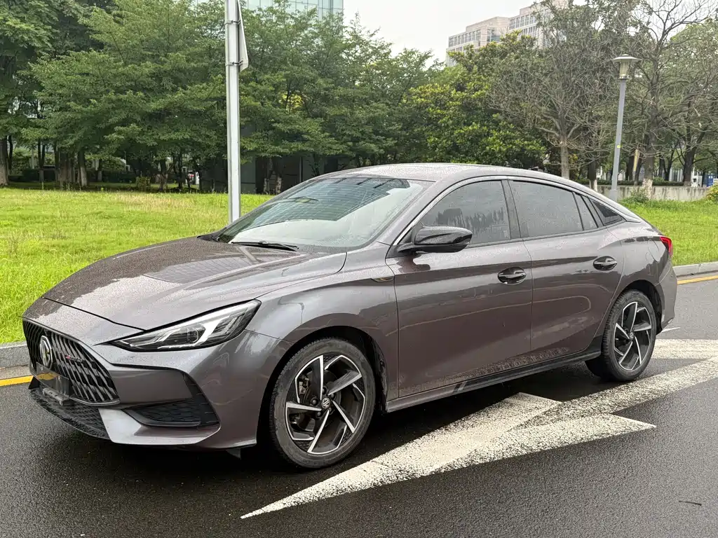 MG MG5 2021