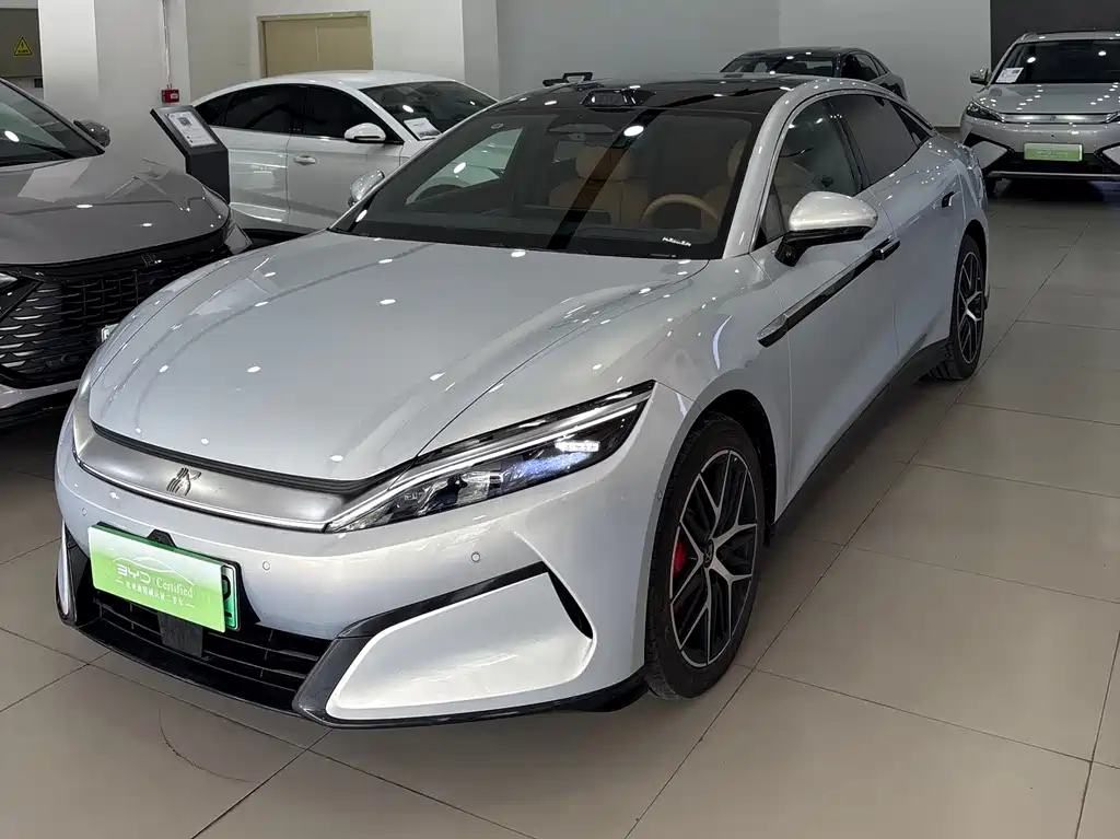 BYD 汉L 2025