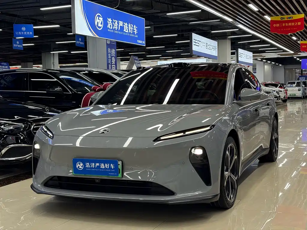 NIO ET5T 2024