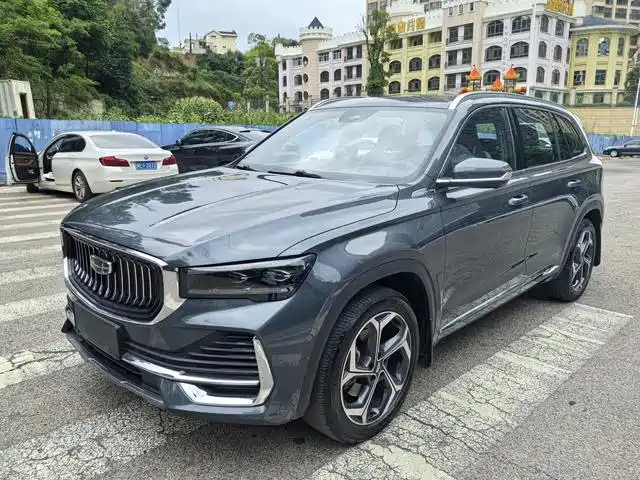 Geely Xingyue L 2022