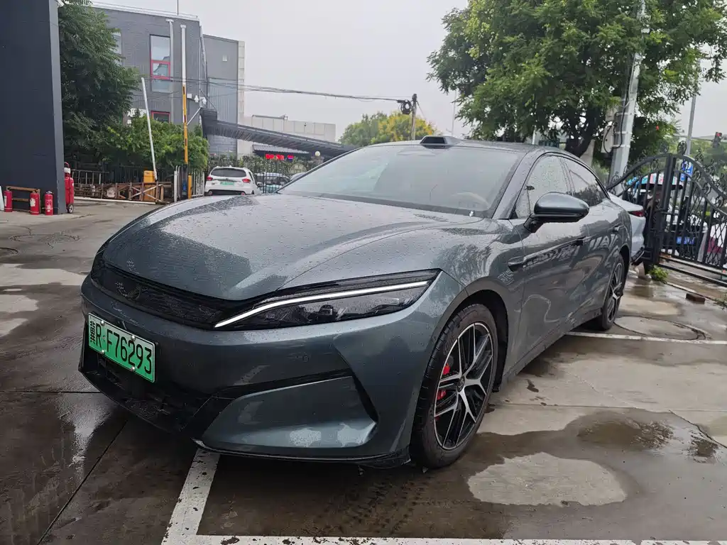 BYD 汉L 2025