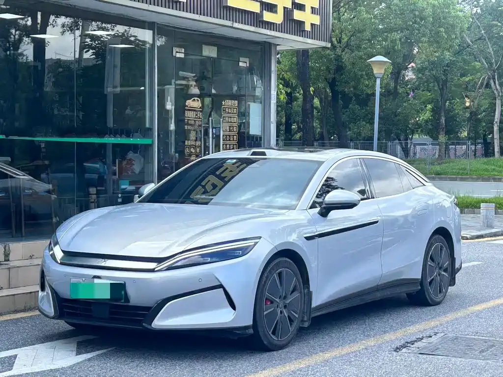 BYD 汉L 2025