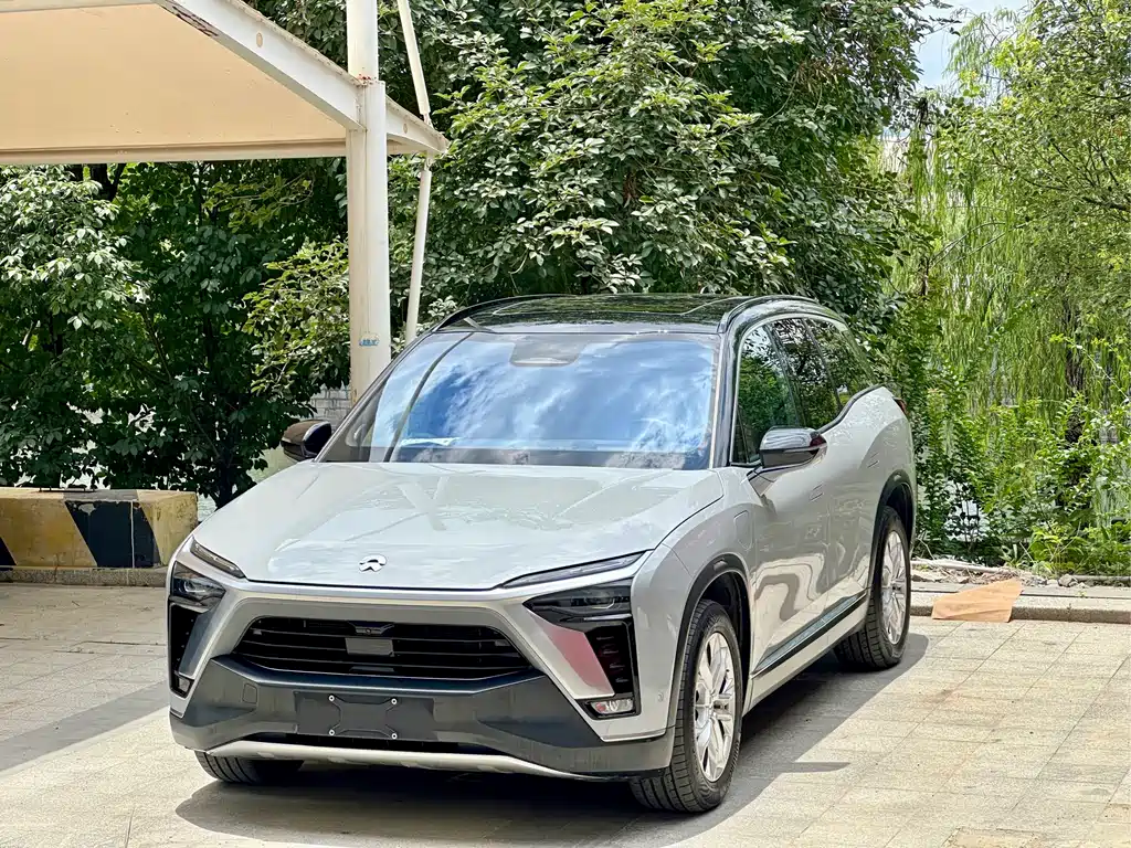 NIO ES8 2022