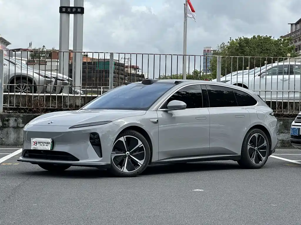 NIO ET5T 2023