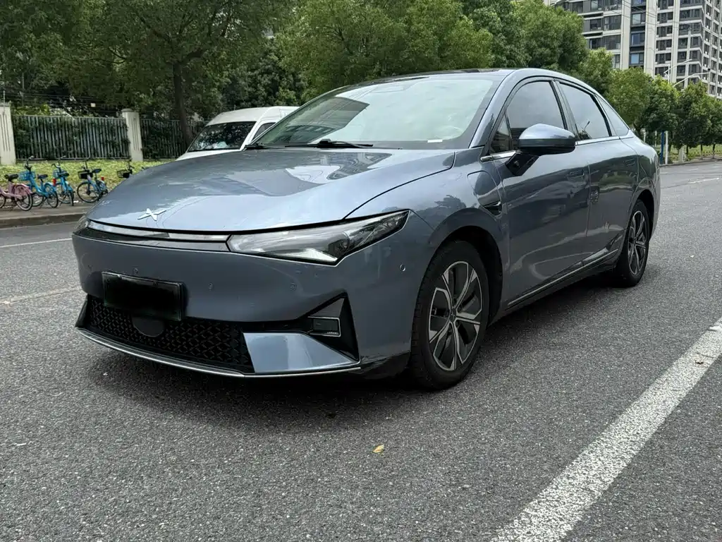 XPENG P5 2021