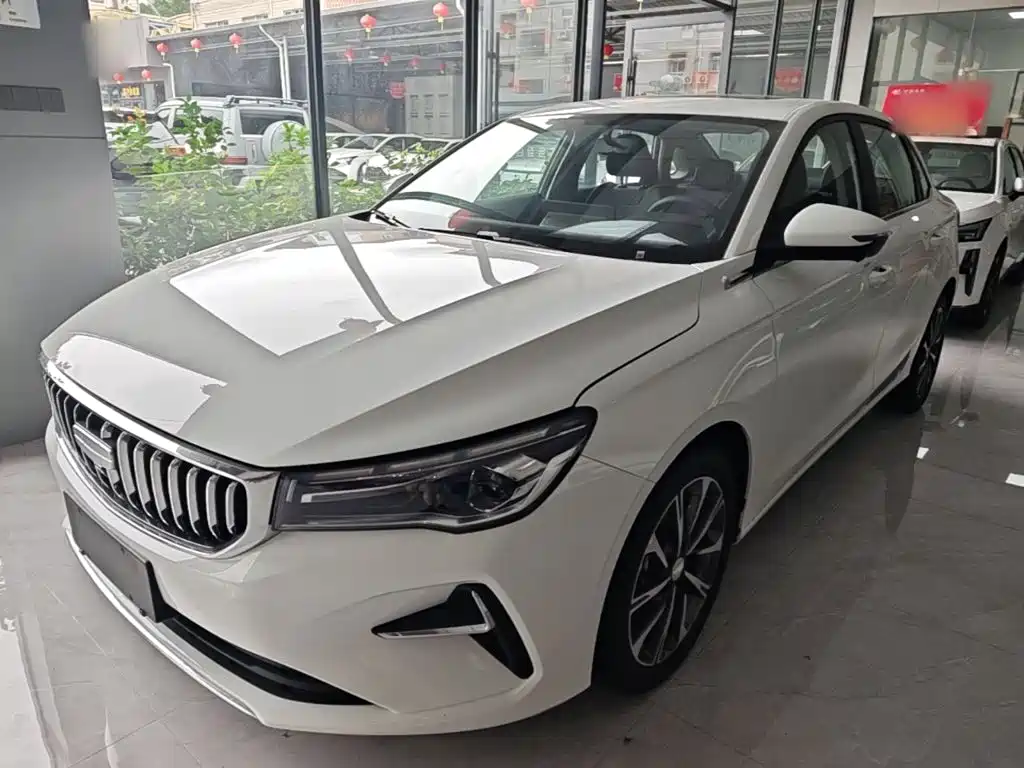 Geely Emgrand 2026
