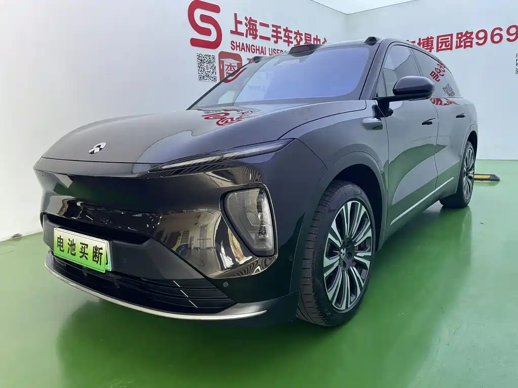 NIO ES8 2023