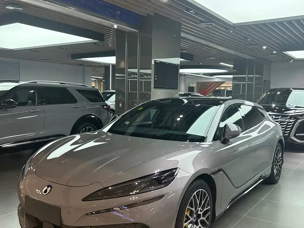 Denza Denza Z9GT 2026