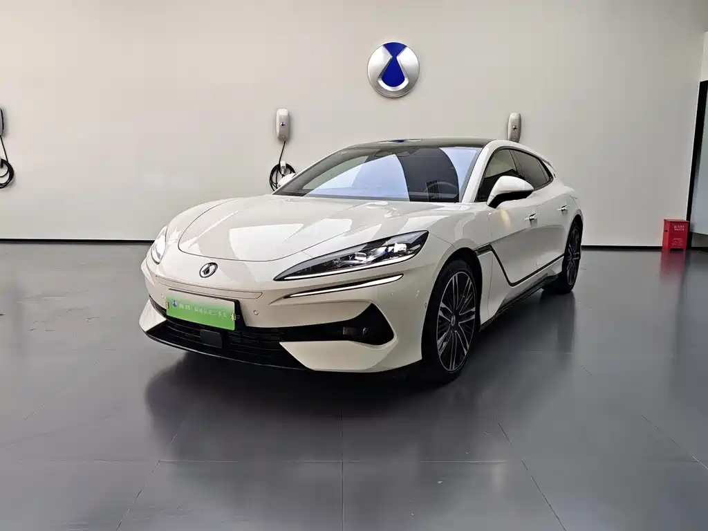 Denza Denza Z9GT 2024