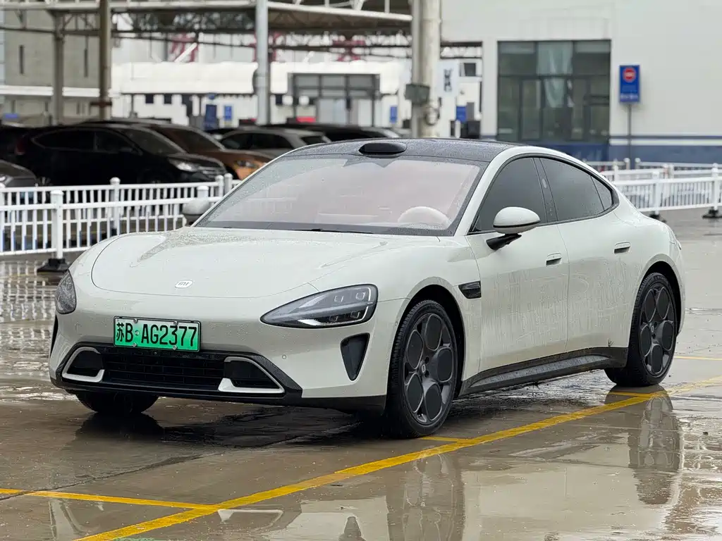 Xiaomi SU7 2025