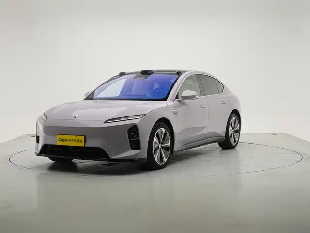 NIO ET5 2025