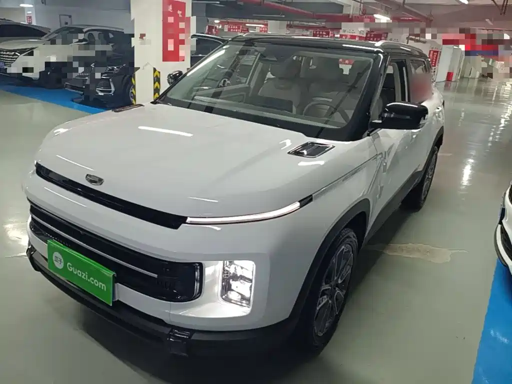Geely Icon 2025