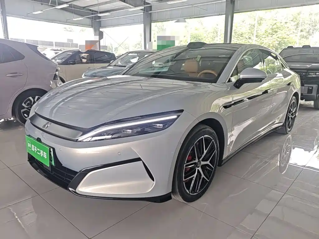 BYD 汉L 2025