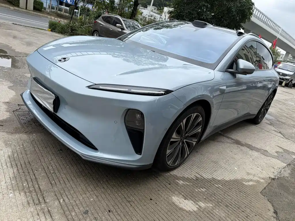 NIO ET5T 2024