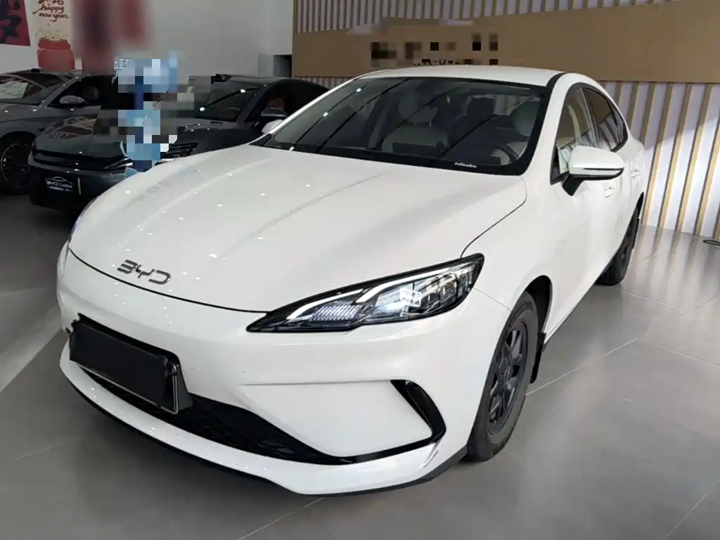 BYD Seal 05 DM-i 2025