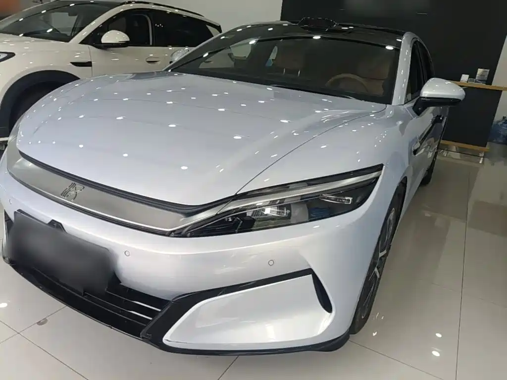 BYD 汉L 2025
