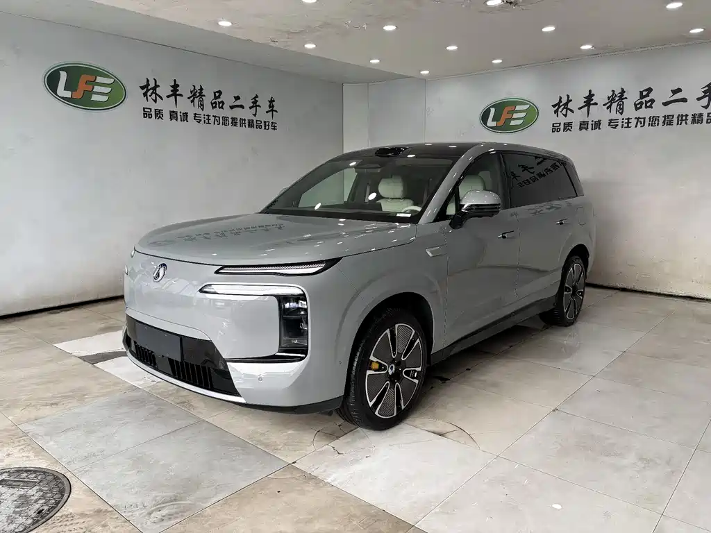 Denza 腾势N8L 2025