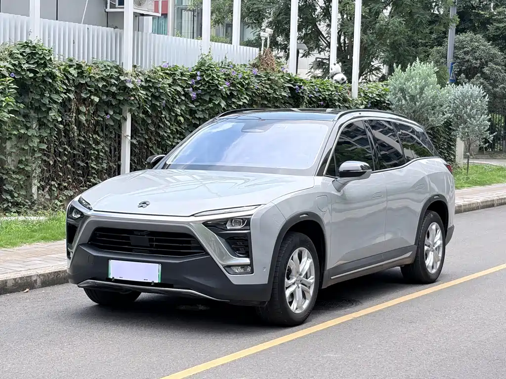 NIO ES8 2019