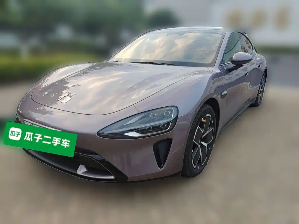 Xiaomi SU7 2024