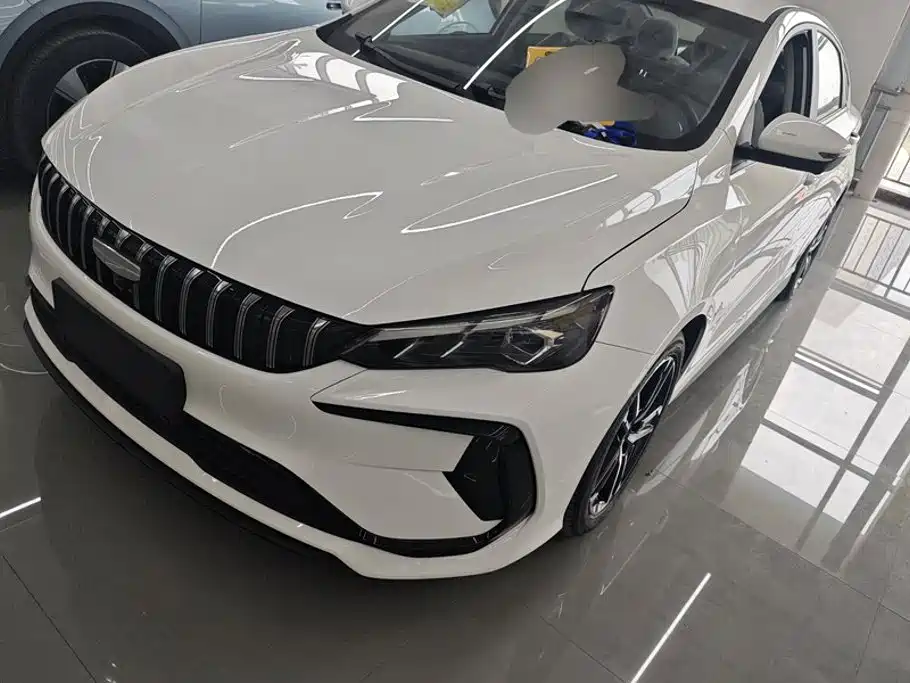 Geely Emgrand 2026
