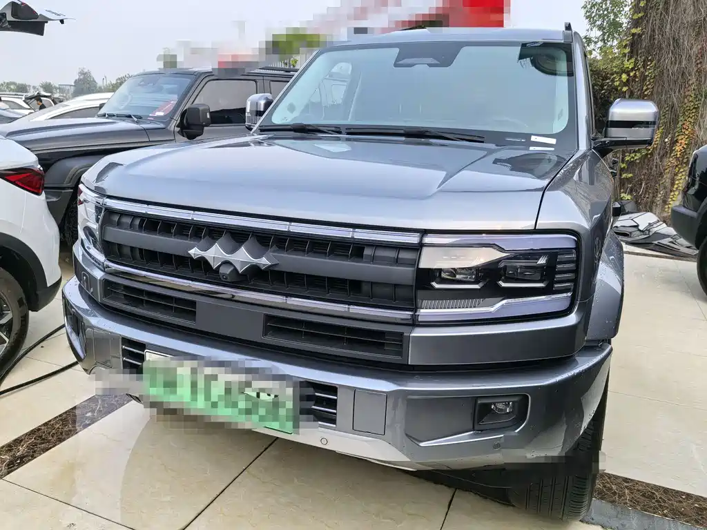 Fang Cheng Bao Leopard 5 2025