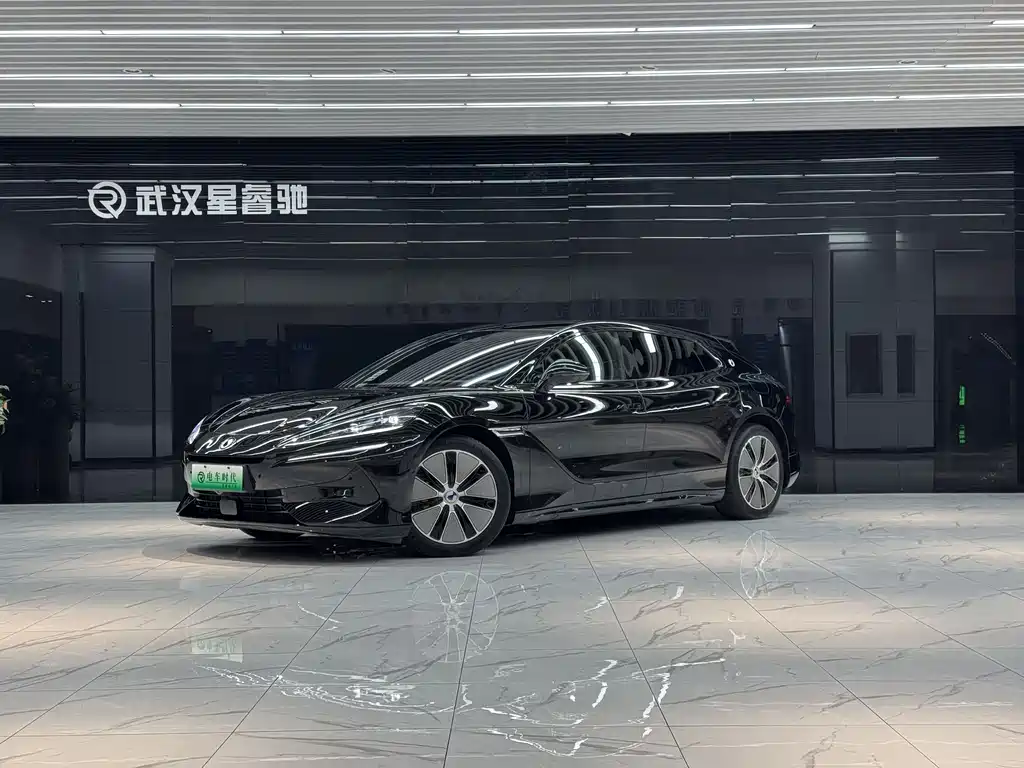 Denza Denza Z9GT 2024