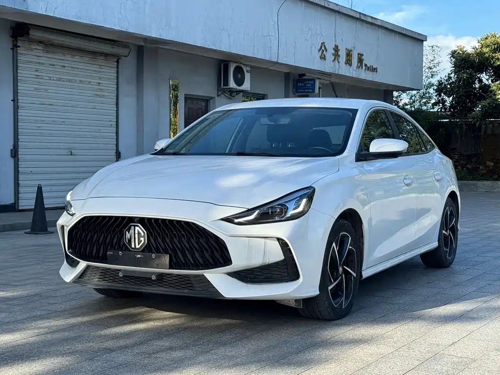 MG MG5 2021