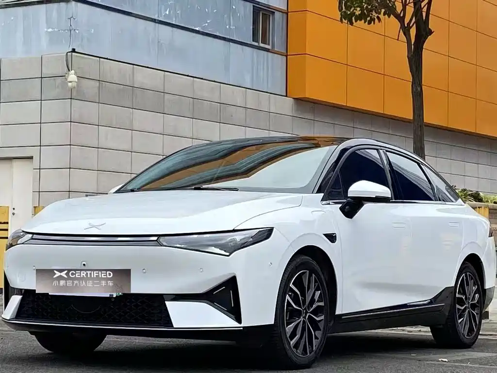 XPENG P5 2022