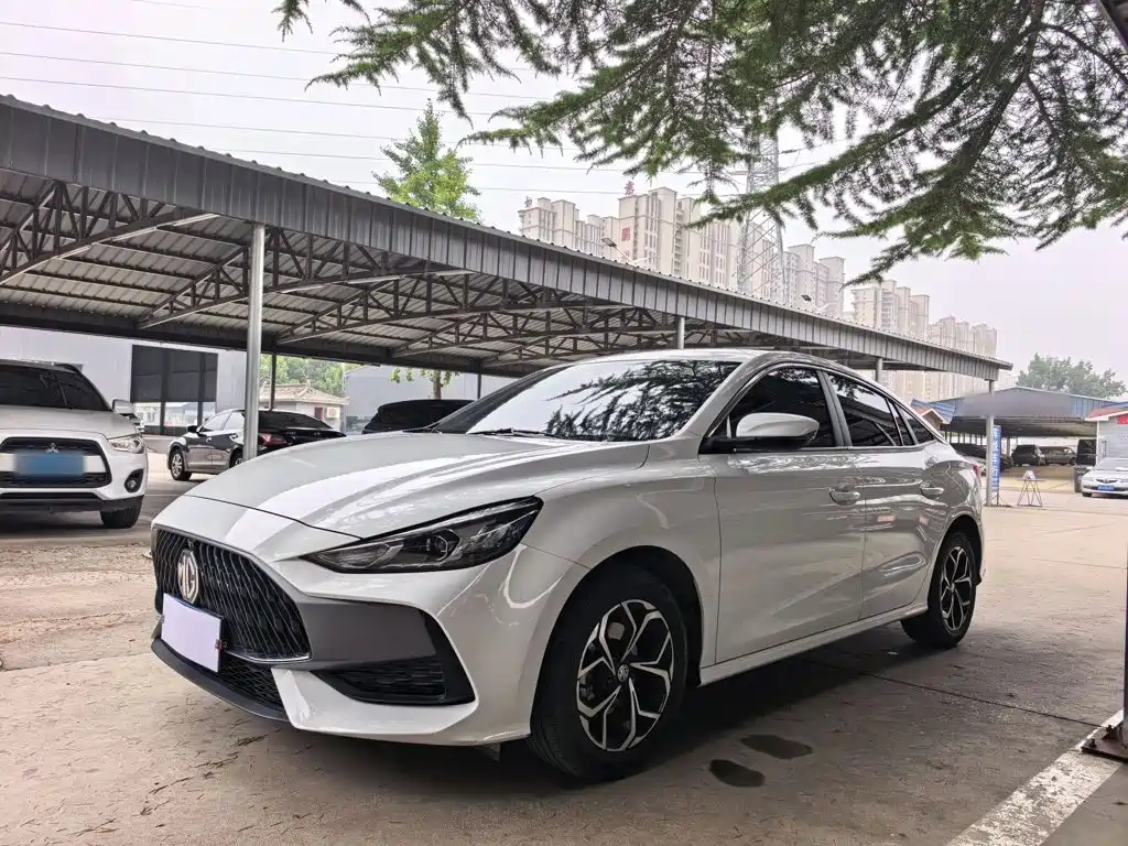 MG MG5 2025