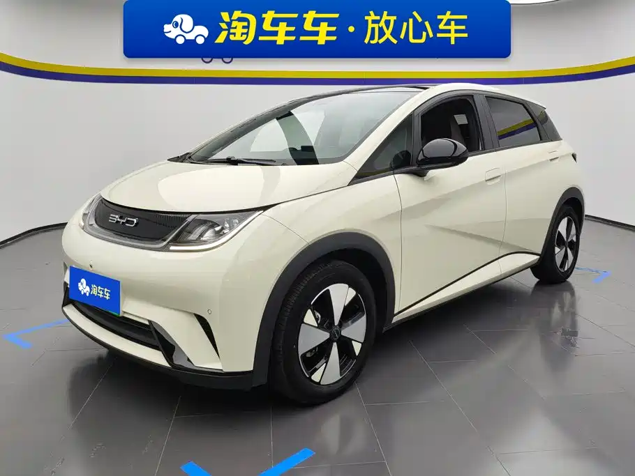 BYD Dolphin 2023