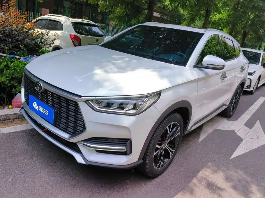 BYD PLUS 2021