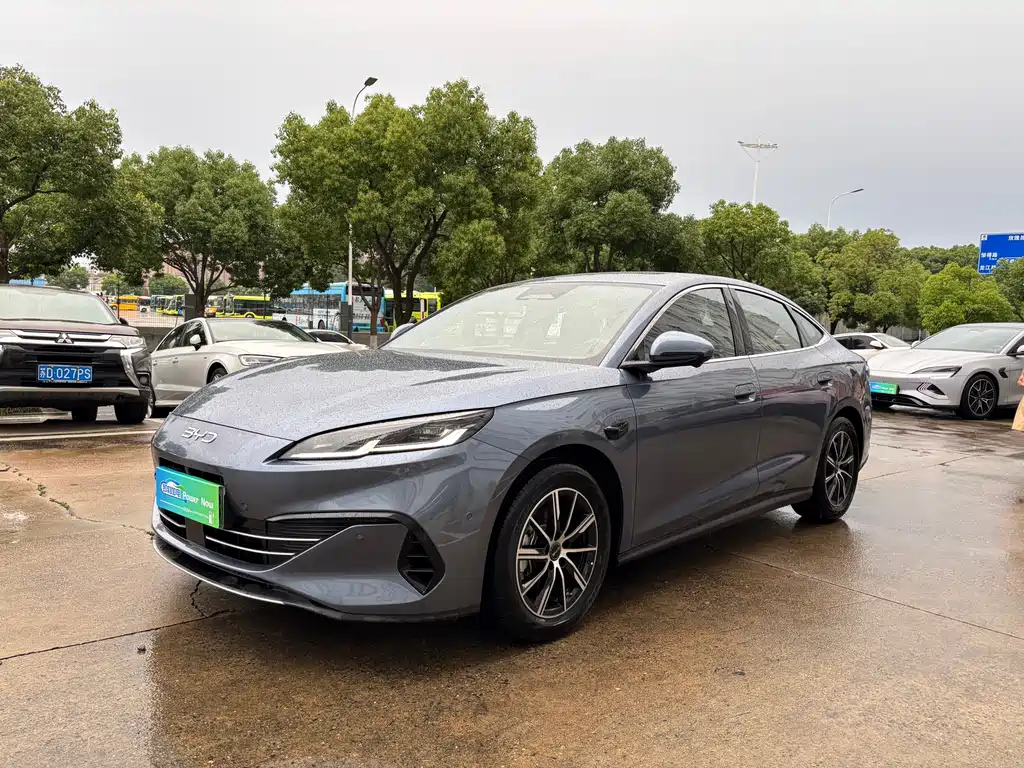 BYD 海豹06 2025
