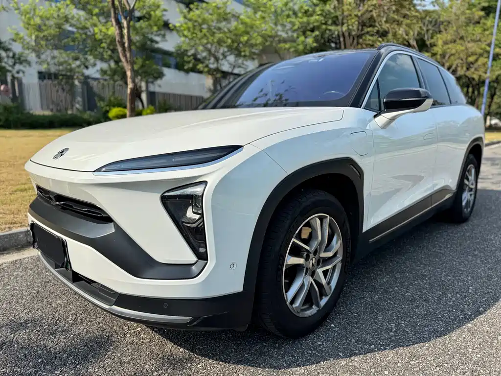 NIO ES6 2021