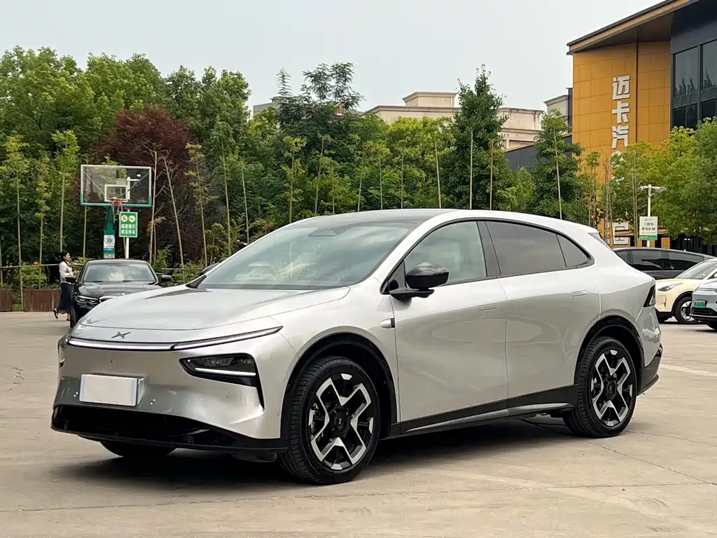 XPENG 小鹏G7 2025