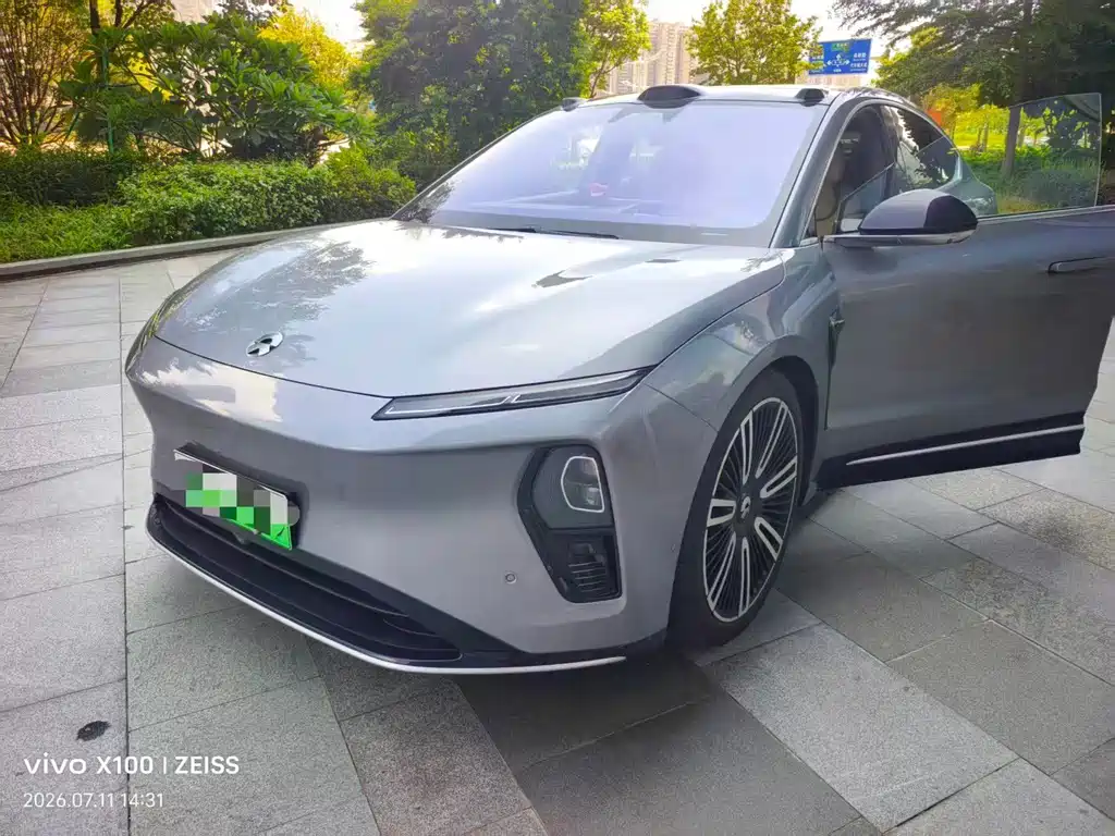 NIO ET9 2025