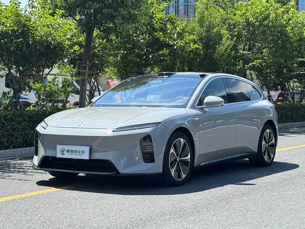 NIO ET5T 2025