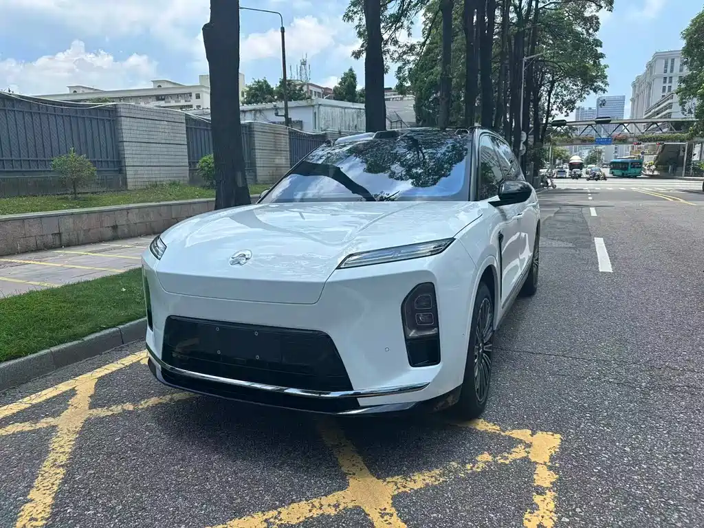 NIO ES8 2026