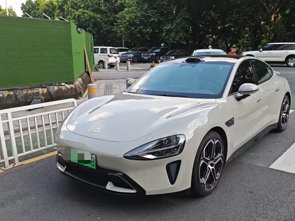 Xiaomi SU7 2025