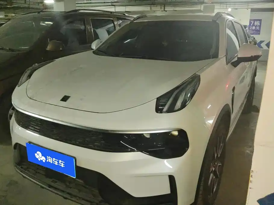 Lynk & Co 01 2023