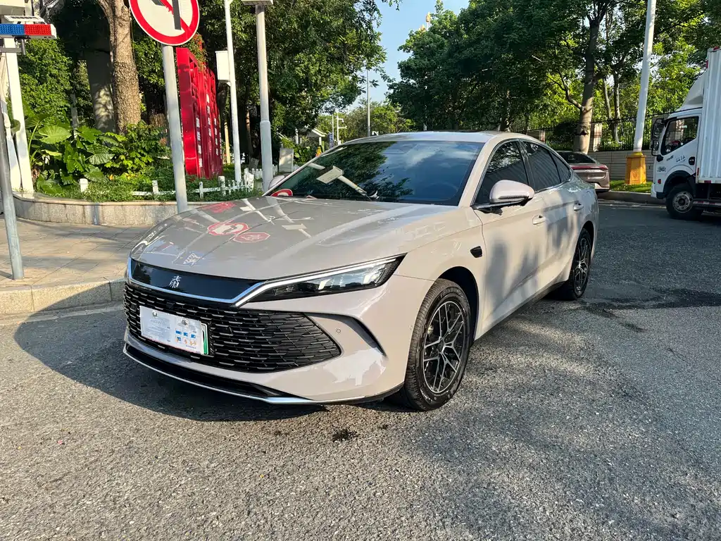 BYD Qin L 2026