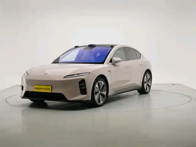 NIO ET5 2025
