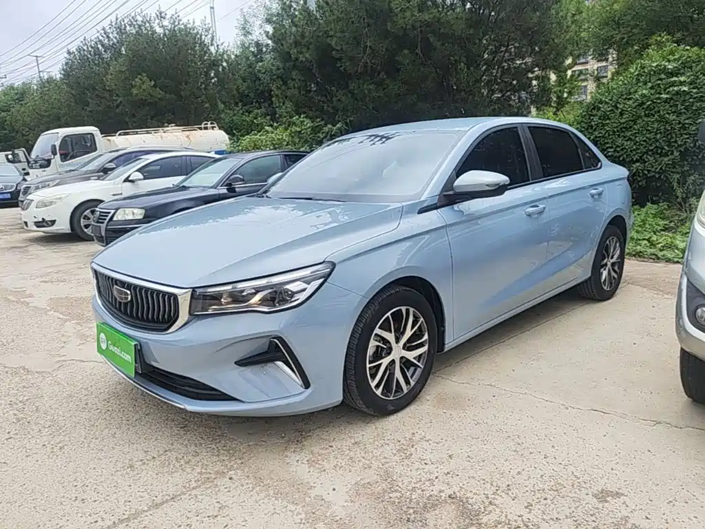 Geely Emgrand 2024