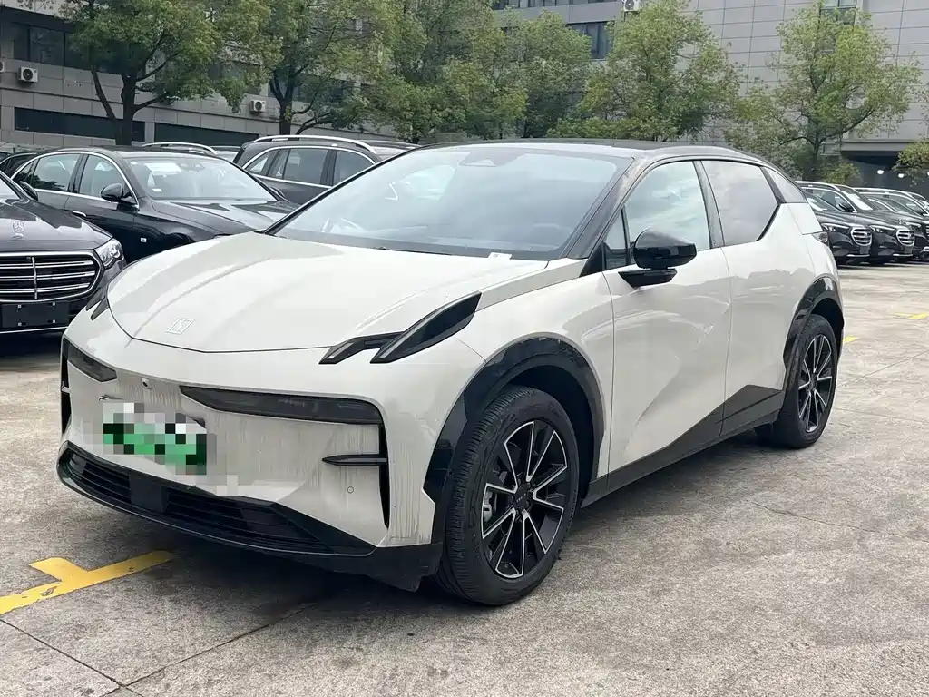 Zeekr X 2024