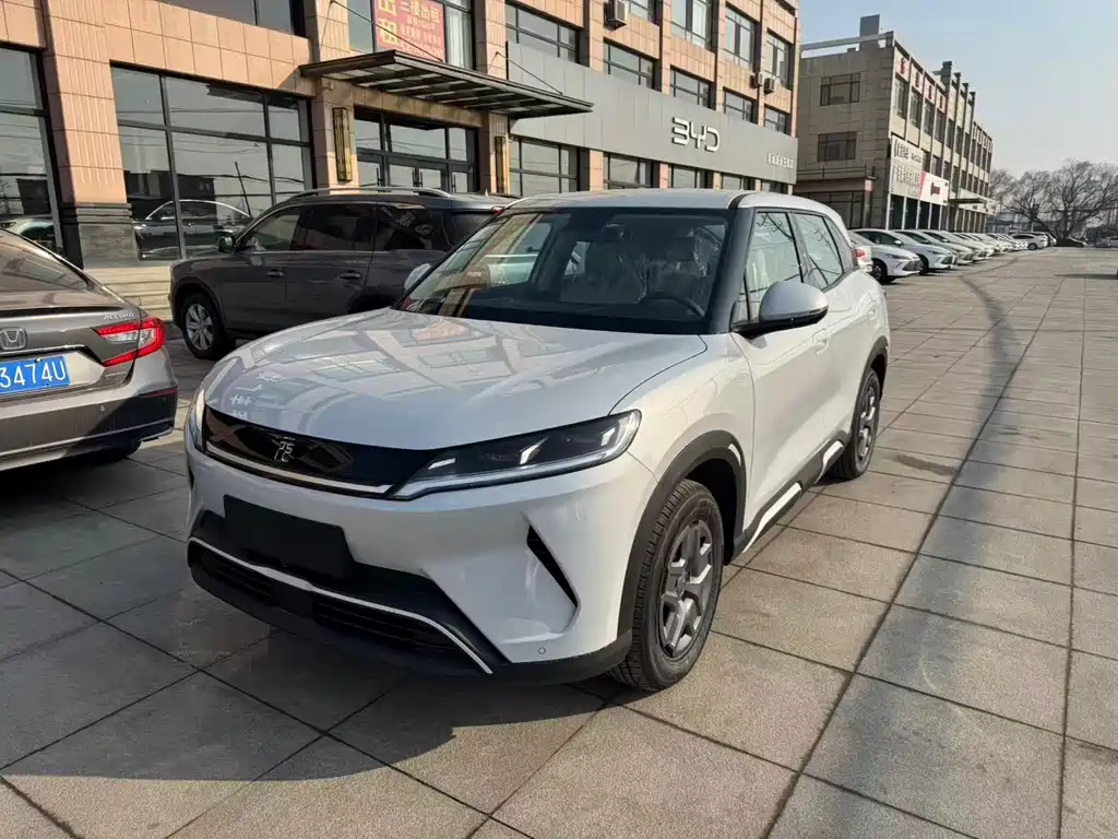 BYD Yuan UP 2025