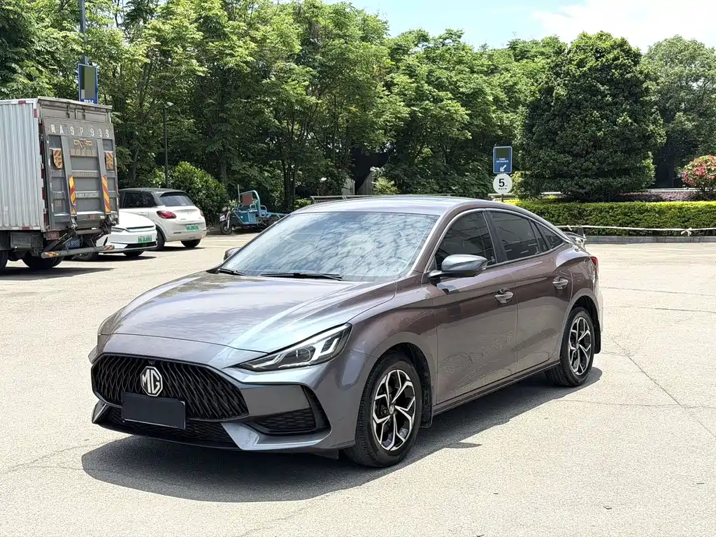 MG MG5 2020