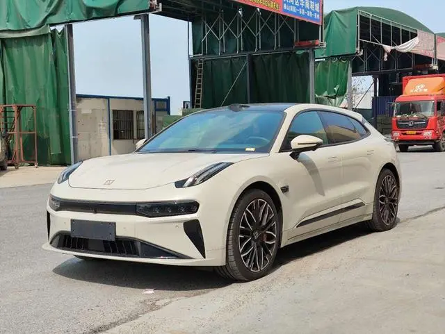 ZEEKR 001 2025 YOU version 100kWh four-wheel drive