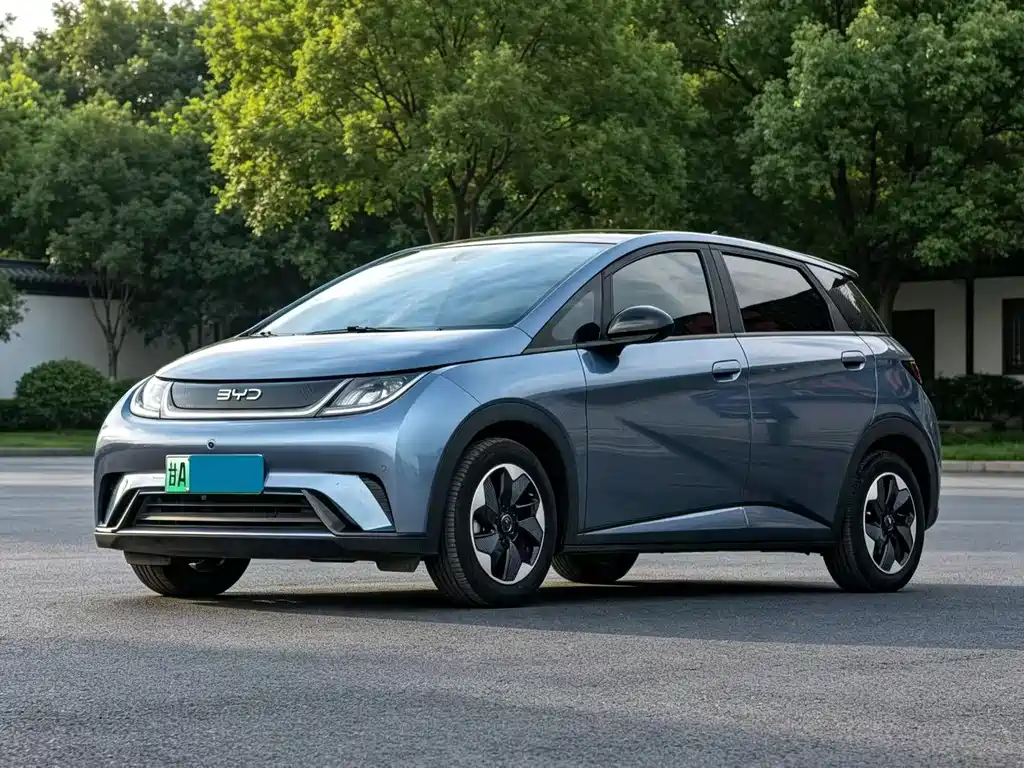 BYD Dolphin 2024