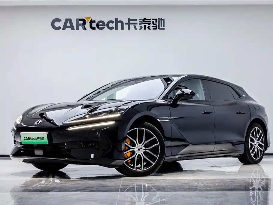 Denza Denza Z9GT 2024