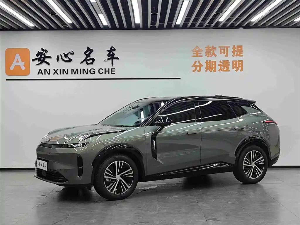 Lynk & Co 08 EM-P 2024